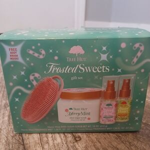 Tree Hut Frosted Sweets Gift Set